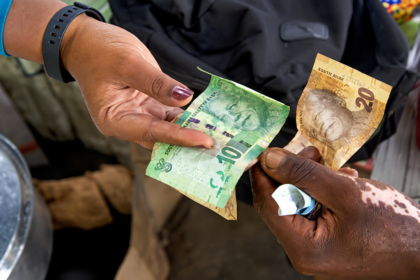 South African Rand Edges Higher as Investors Await Key Economic Data